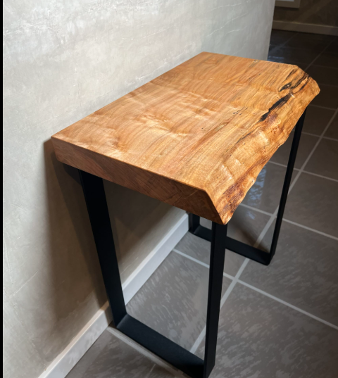 SlabEdge Live Edge Solid Wood Side Table 20-Inch | WoodsBuddy
