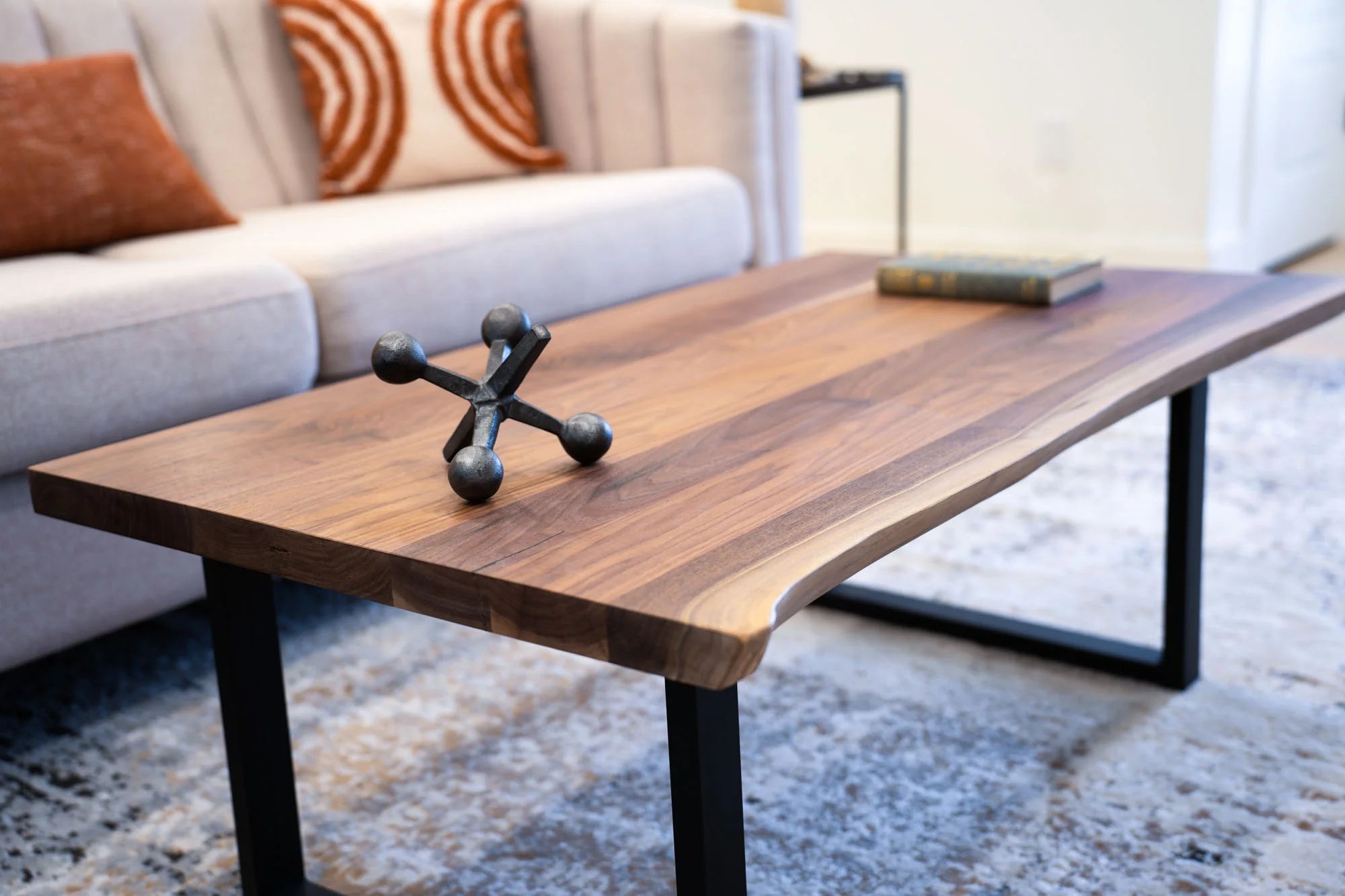 Virello Live Edge Coffee Table 3.5x2 ft – Solid Wood Modern Rustic Centerpiece | WoodsBuddy