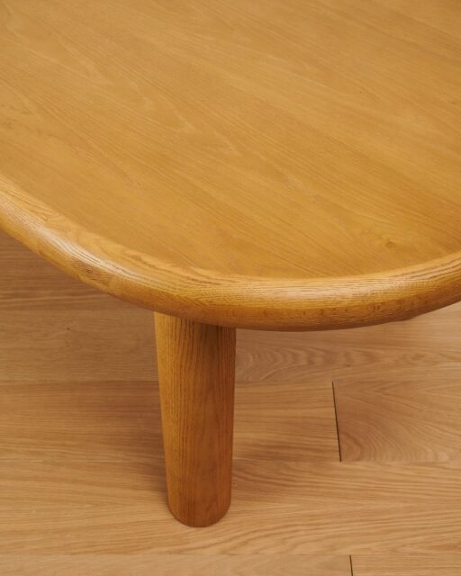 Oval Solid Wood Dining Table 6-Seater Minimal Acacia Wood | Wooden Legs
