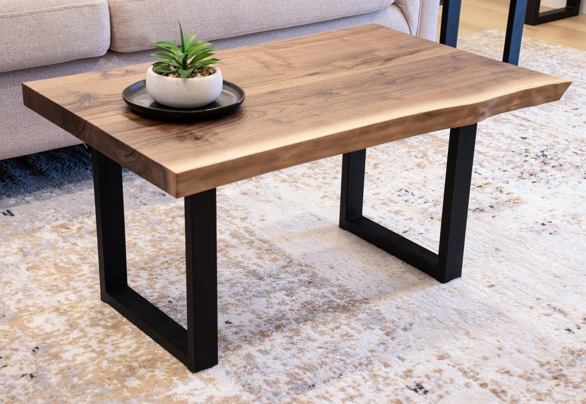 Virello Live Edge Coffee Table 3.5x2 ft – Solid Wood Modern Rustic Centerpiece | WoodsBuddy