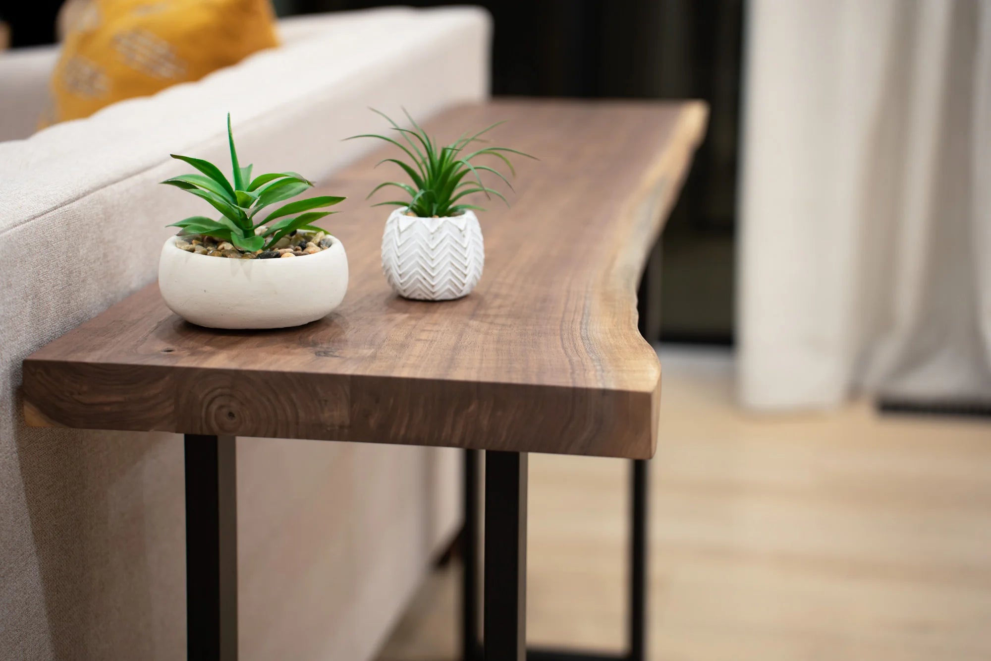 EdgeCraft Natural Live Edge Sofa Table 30x14 Compact Console – Solid Wood Accent by WoodsBuddy