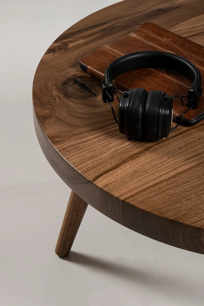 Vesta Round Solid Wood Coffee Table | 24-Inch | WoodsBuddy